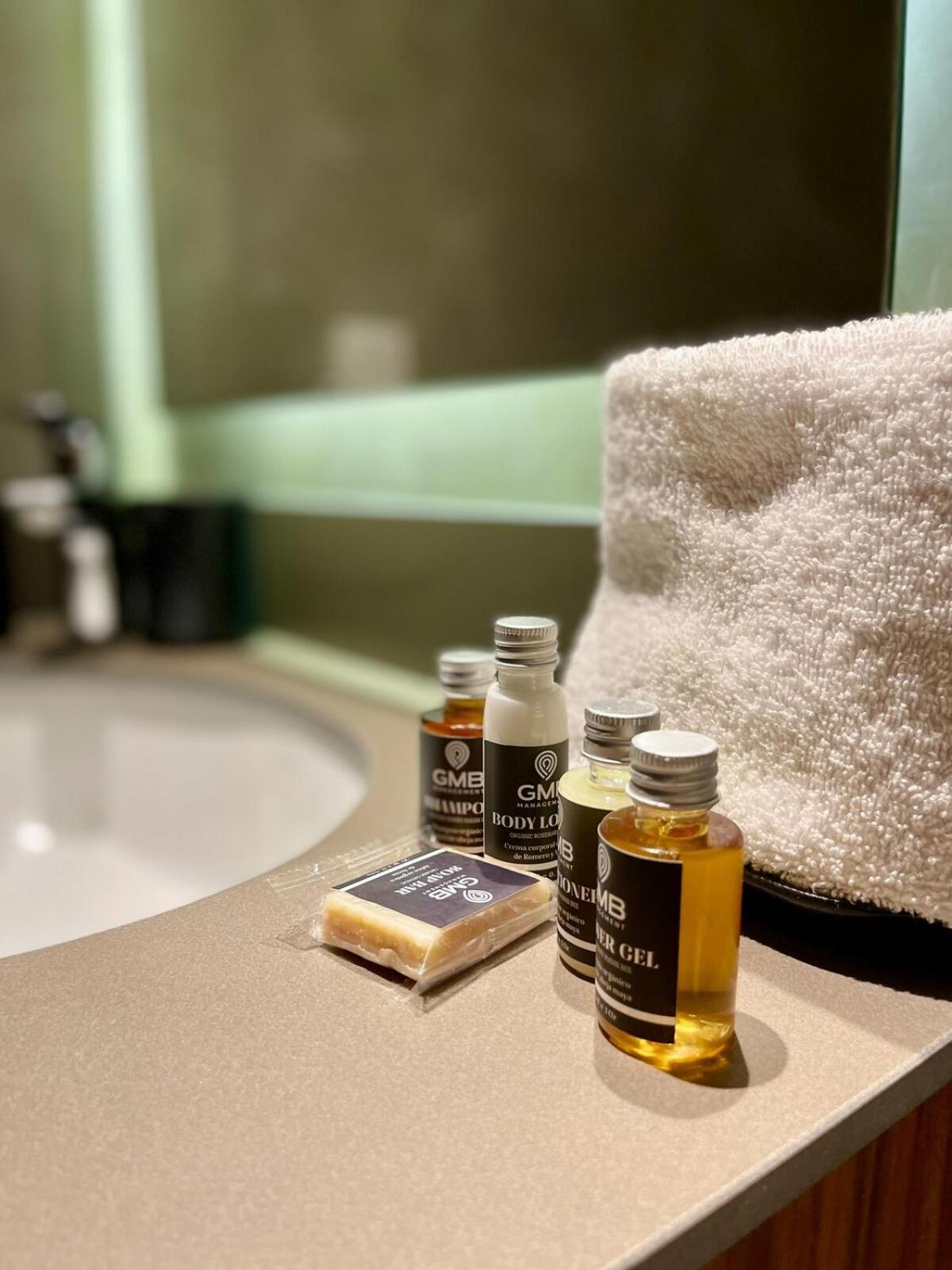 Exclusive Tuk Ph Luxury Comfort And Nature