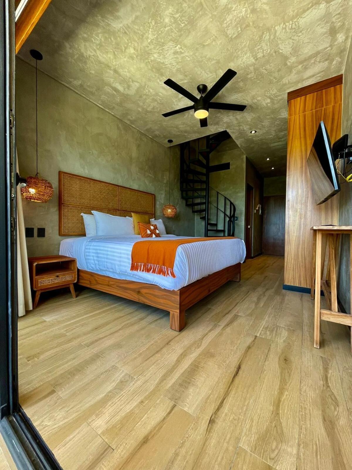 Exclusive Tuk Ph Luxury Comfort And Nature